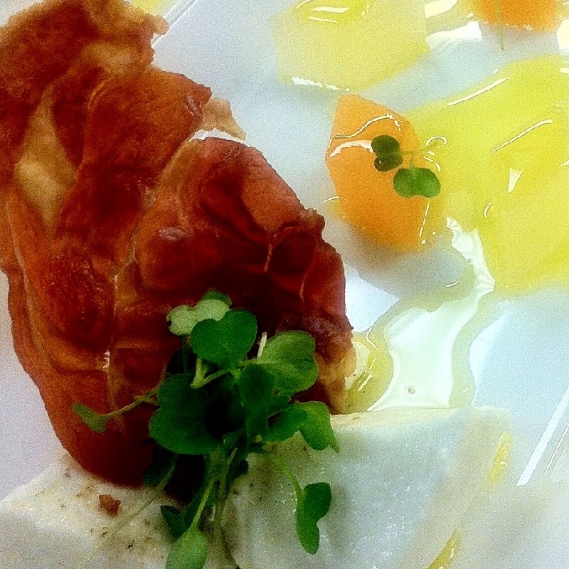 Crispy prosciutto and buratta cheese