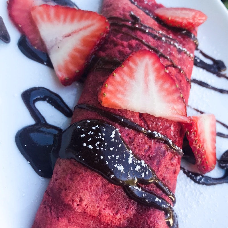 Red velvet crepes