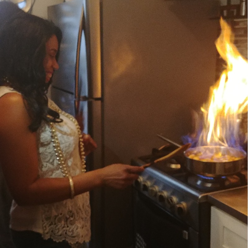 Teaching client\'s how to flambee