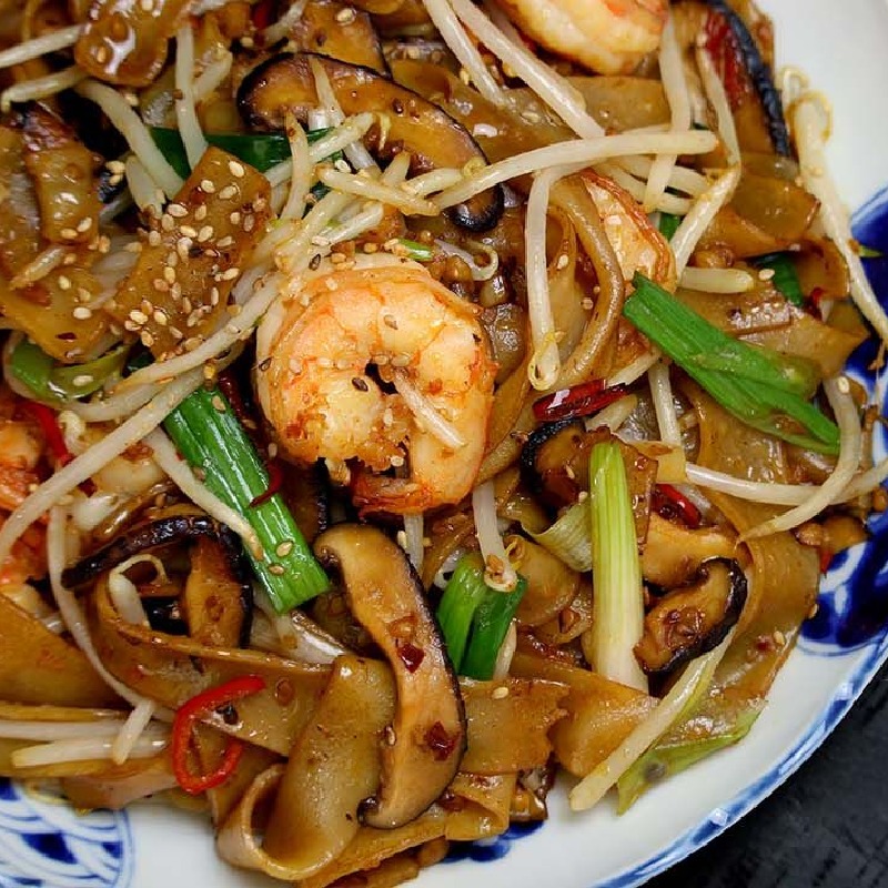 Wild mushroom chow fun