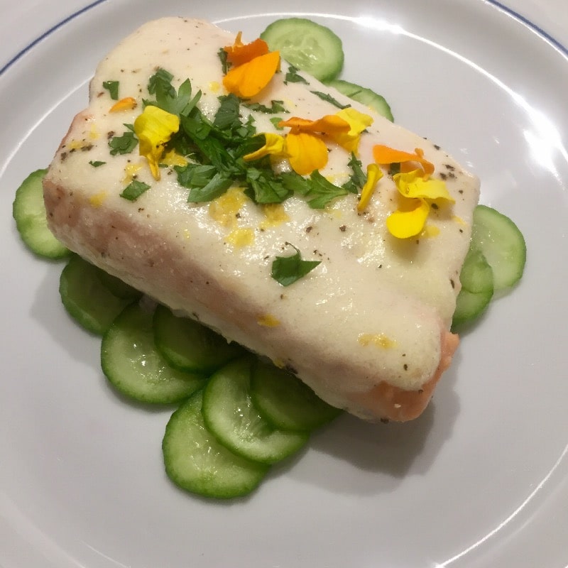 Salmon over cucumber 