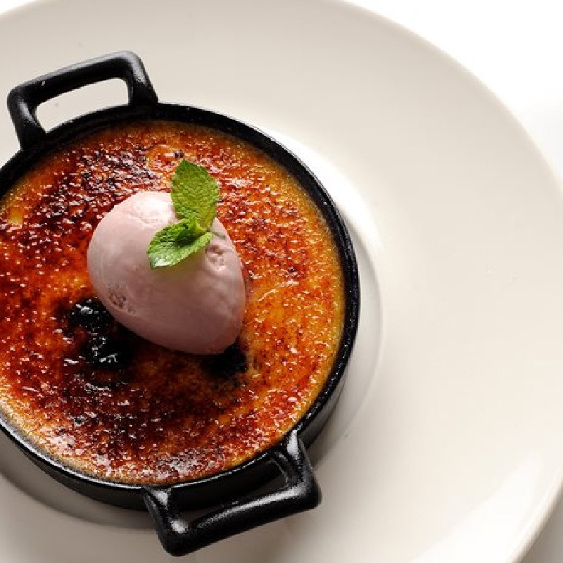 Crème brûlée + Raspberry Ice-cream