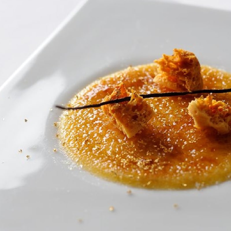 Crème brûlée, spiced vanilla brioche